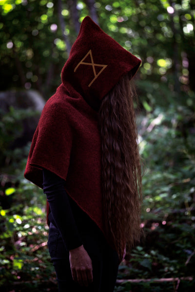 VIKING HOOD EMBROIDERED - RED (UNISEX)